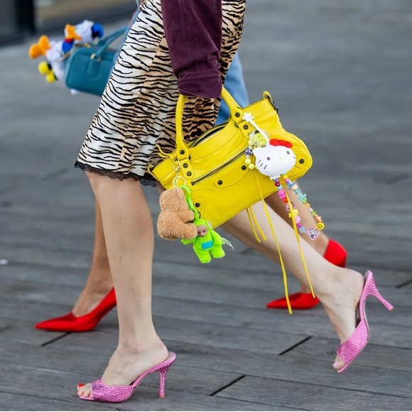 Handmade Crochet Knit Cute Penguin Keychains Bag Charm in Pink - Picture 14 of 15